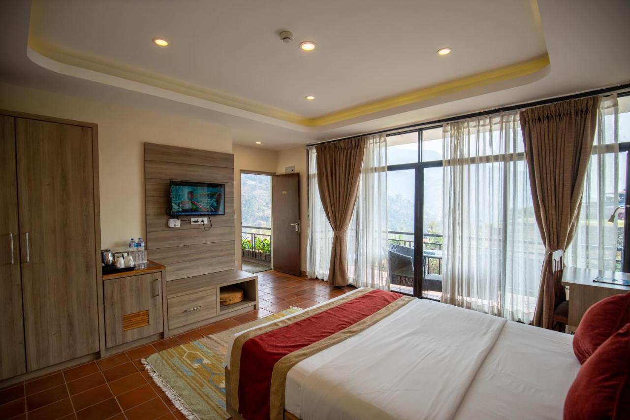 Gateway Himalaya Resort Ghanpokhara Екстер'єр фото