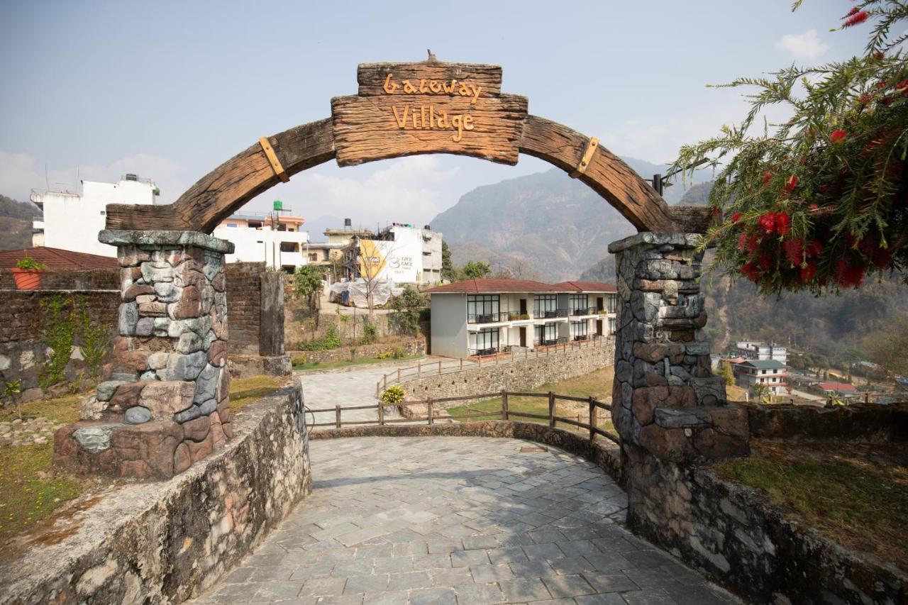 Gateway Himalaya Resort Ghanpokhara Екстер'єр фото