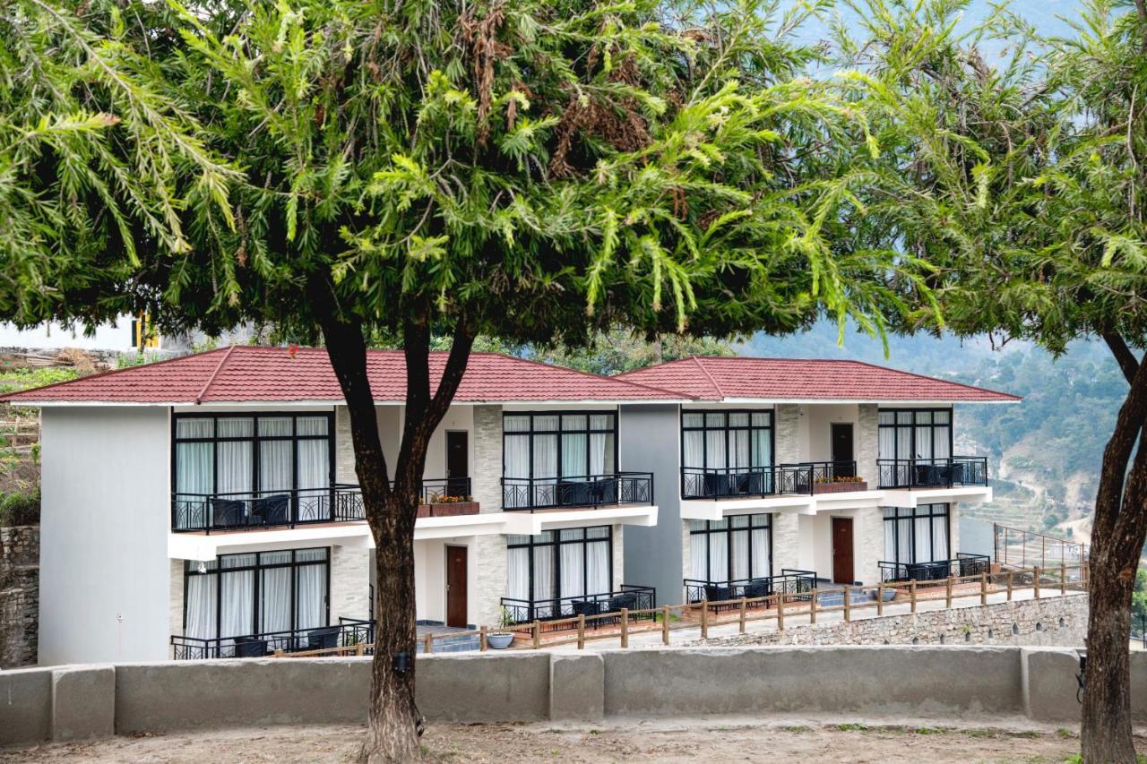 Gateway Himalaya Resort Ghanpokhara Екстер'єр фото
