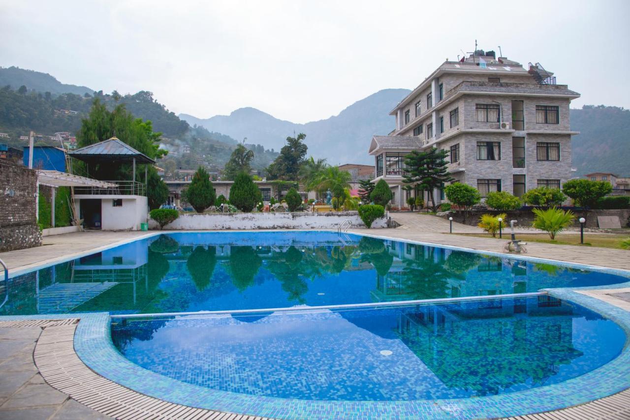 Gateway Himalaya Resort Ghanpokhara Екстер'єр фото