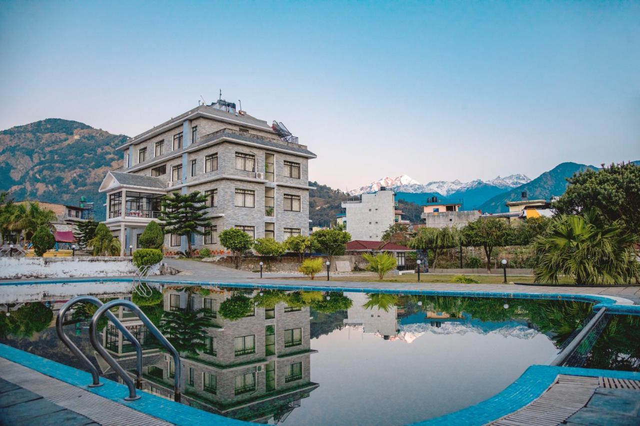 Gateway Himalaya Resort Ghanpokhara Екстер'єр фото